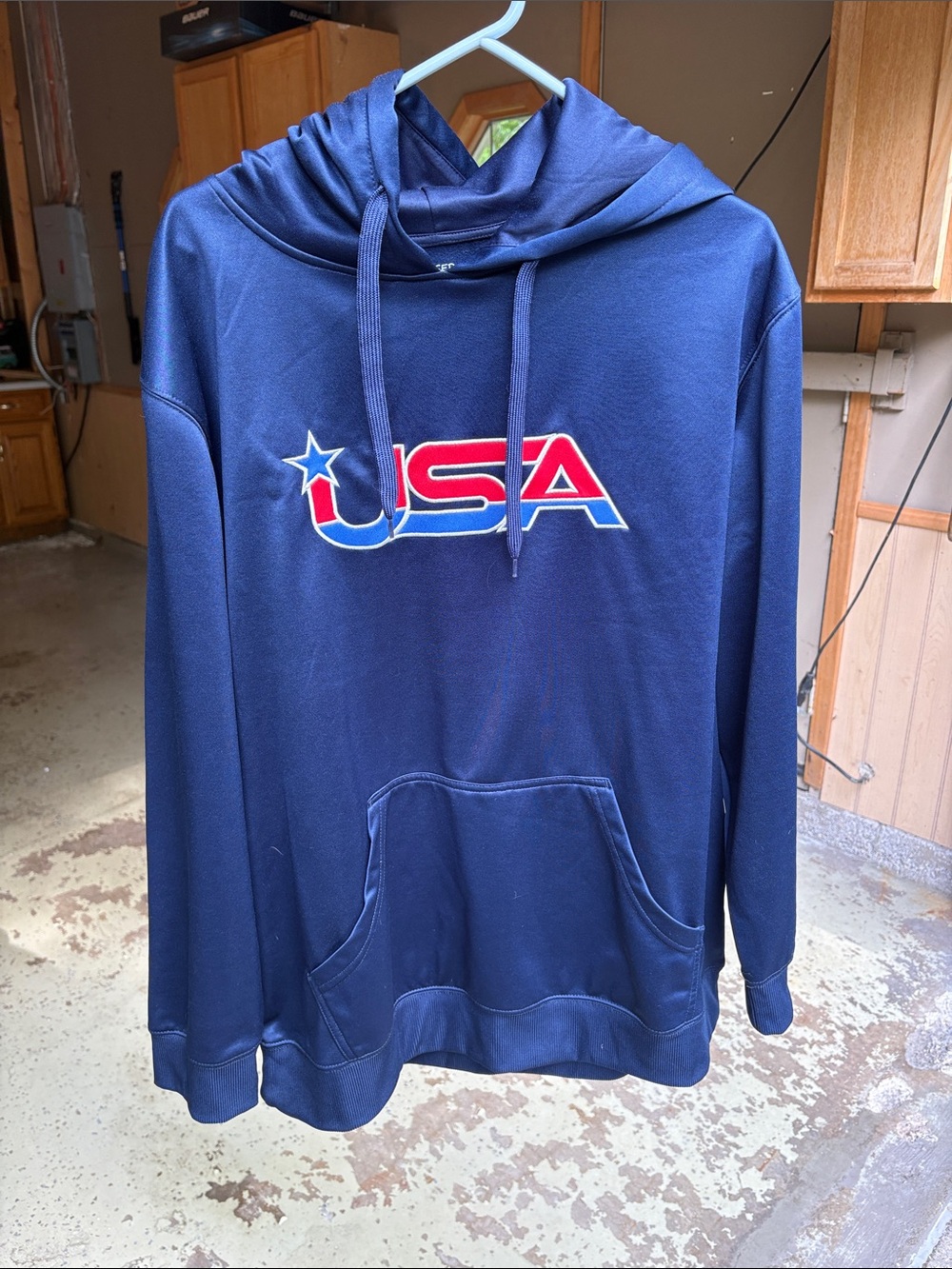 Men’s sweatshirt